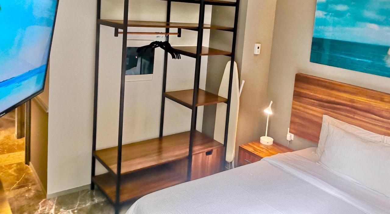 Singular Joy Vacation Rentals Плая-дель-Кармен Экстерьер фото